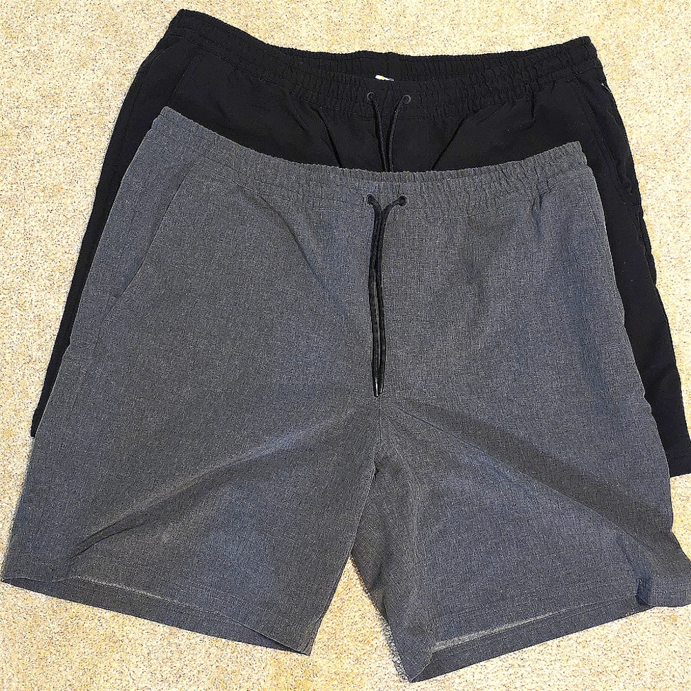 Old Navy Shorts Size XXL Men's Grey & Black -Sold as Set